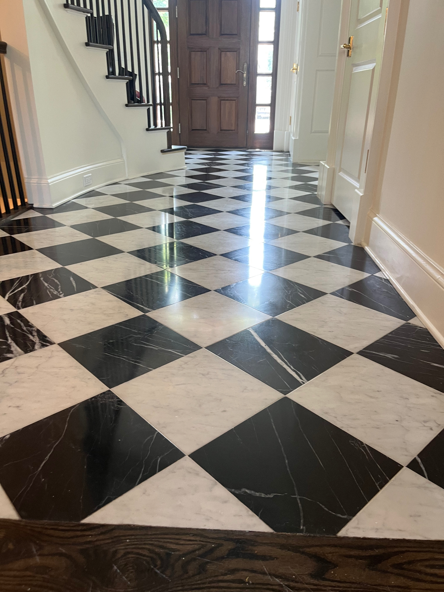 Classic B&W Marble Foyer Refinishing