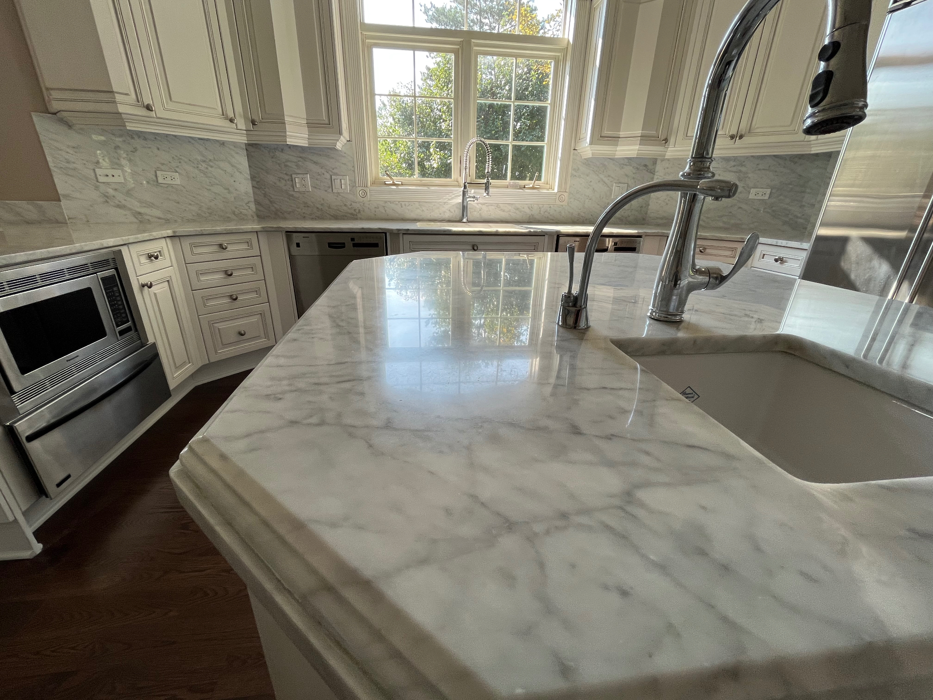 Marble Kitchen Island Polishing